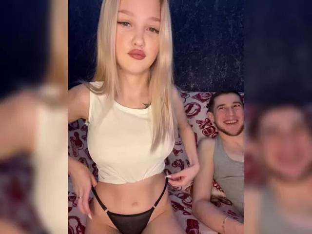 Freechat -The-sweet-couple- on BongaCams