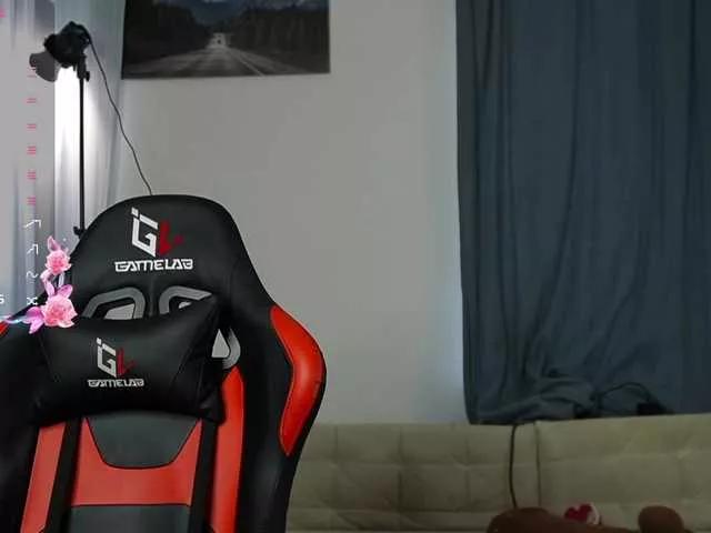 Freechat aliceTurner21 on BongaCams