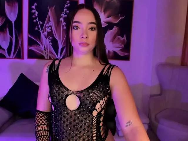 AlinaKravitz on BongaCams