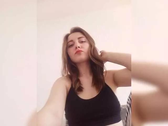 Freechat AlinaLili on BongaCams