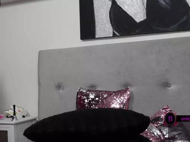 Freechat AngelaMyst on BongaCams