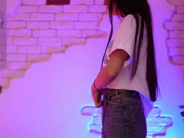 Freechat AngelinaCapri on BongaCams