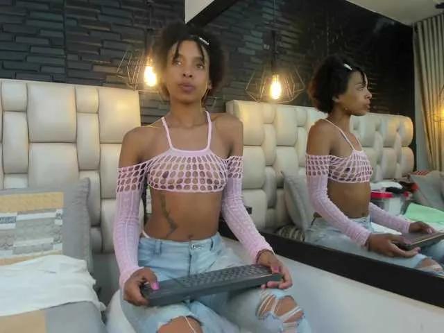 Freechat AnnieSanz on BongaCams