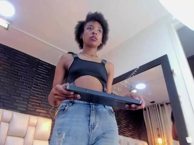 Freechat AnnieSanz on BongaCams