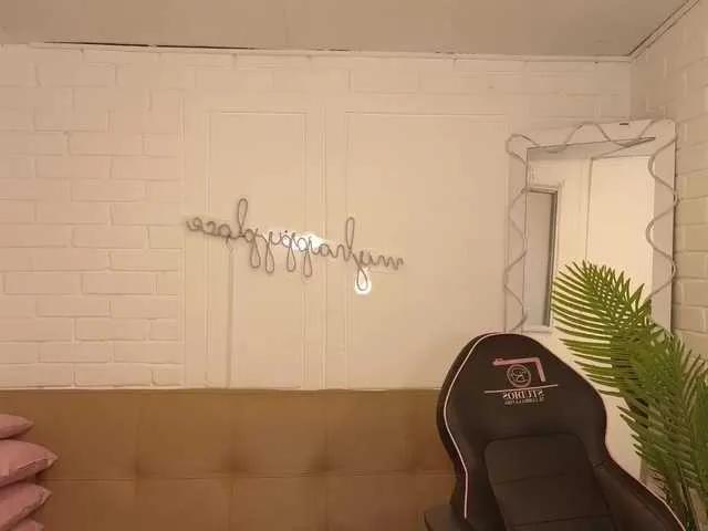 Artemiss-tay on BongaCams