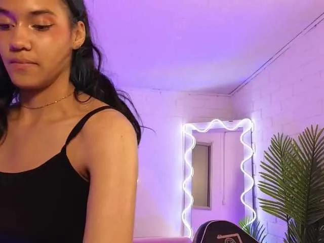 Artemiss-tay on BongaCams