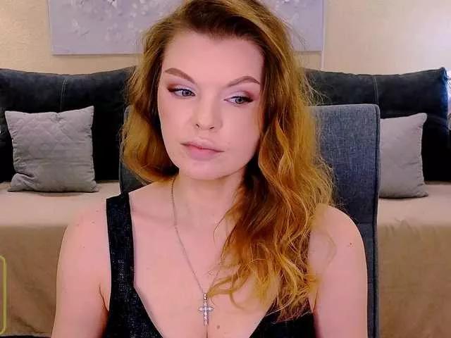 Freechat AureliaFly on BongaCams