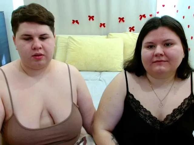 BeckyAndEllen on BongaCams