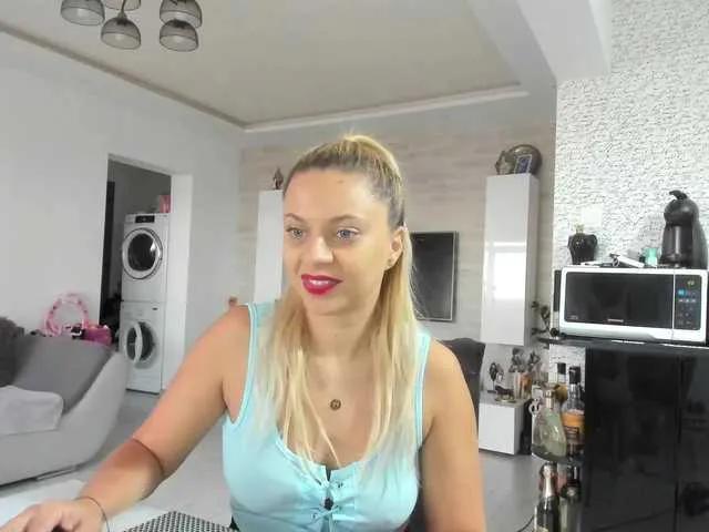 Freechat CarlaStaceeFun on BongaCams