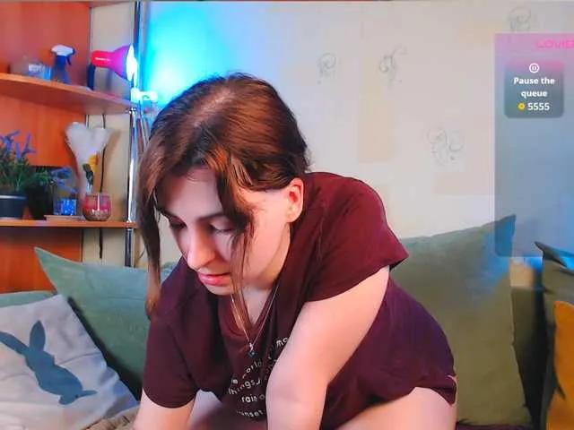 Caroline1995 on BongaCams