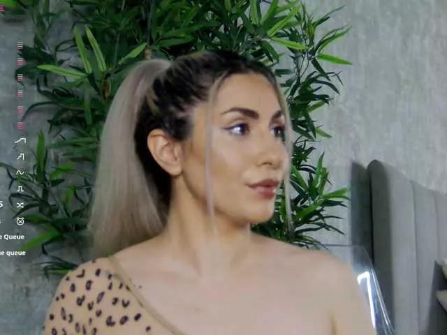 CelineMeyer on BongaCams