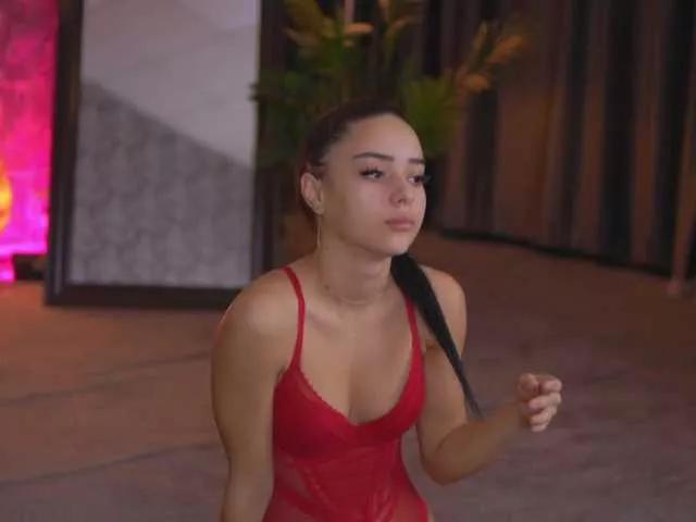 Freechat CherrySelena on BongaCams