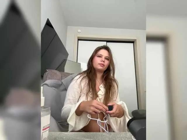 Chiculya on BongaCams