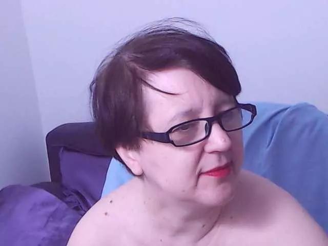 ChristaRose on BongaCams