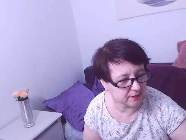 ChristaRose on BongaCams