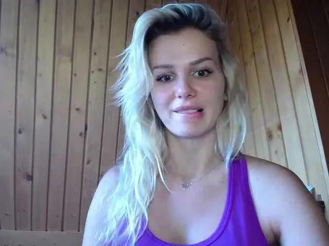 Cornelia22hot on BongaCams