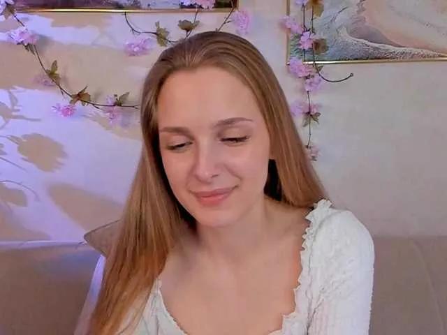 Freechat CrimsonAura on BongaCams