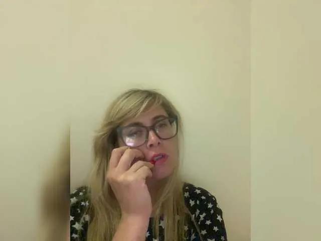 Freechat Crystal00Girl on BongaCams