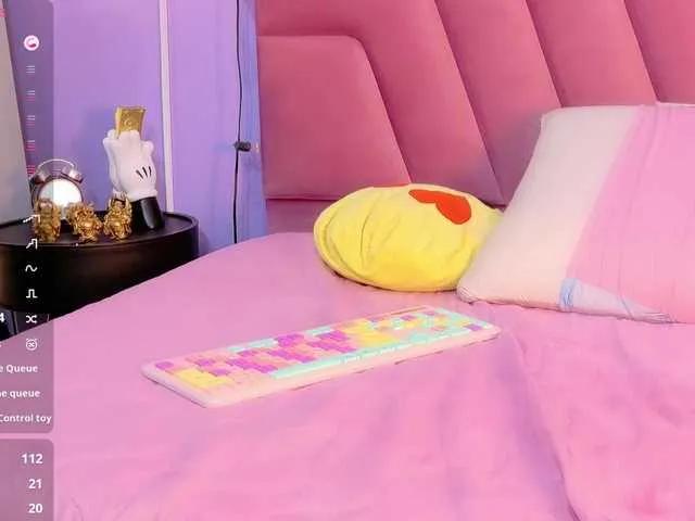 Freechat drooling4daddy on BongaCams