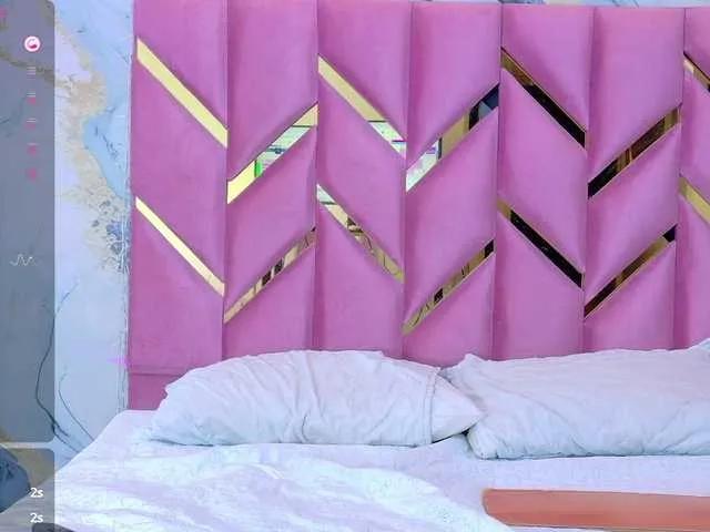 Freechat drooling4daddy on BongaCams