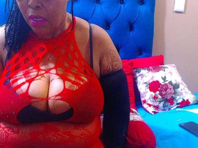 Freechat Ebonycandy10 on BongaCams