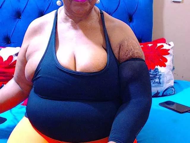 Freechat Ebonycandy10 on BongaCams