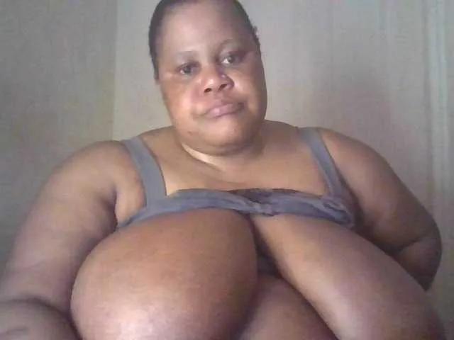 Freechat Ebonymagixs on BongaCams