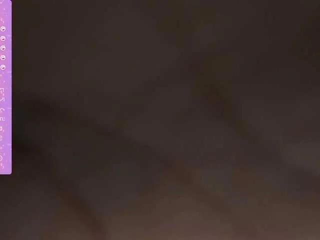 Freechat EllaDavs on BongaCams