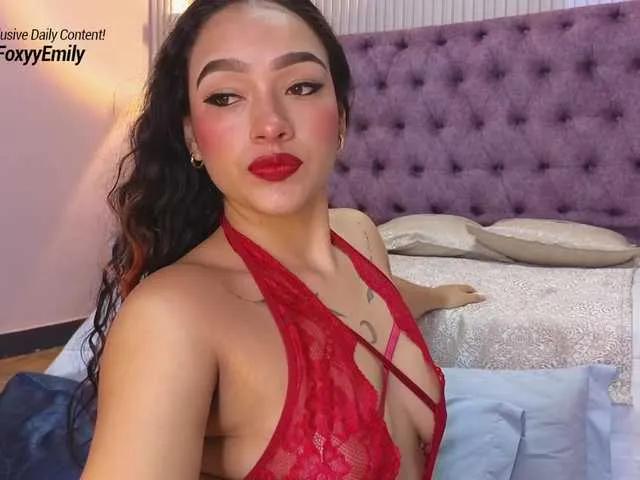 Emily-Foxyy on BongaCams