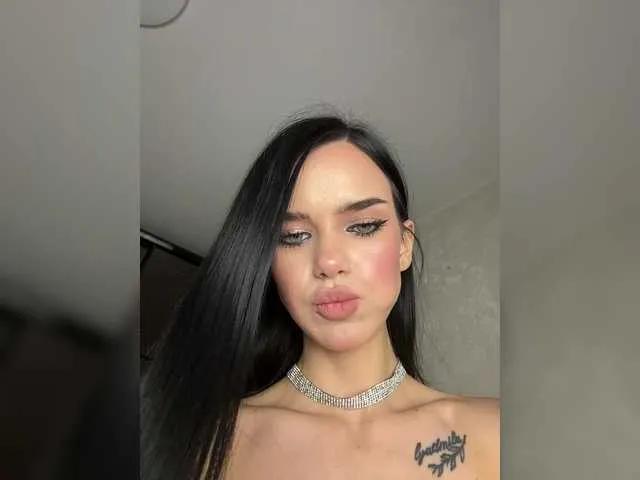 EvaDesire on BongaCams