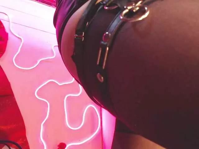 Francy84 on BongaCams