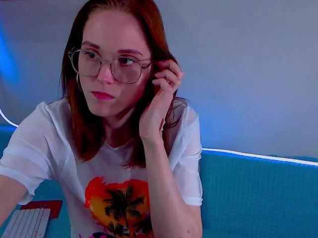 Freechat GinaLovely on BongaCams