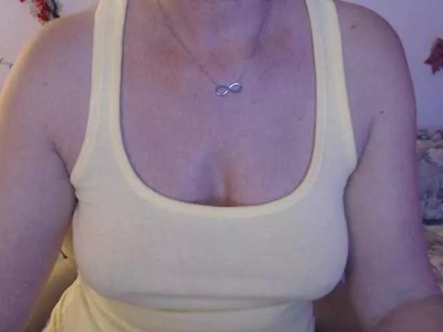 goodSnowQueen on BongaCams