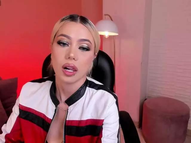 HannaConnor on BongaCams