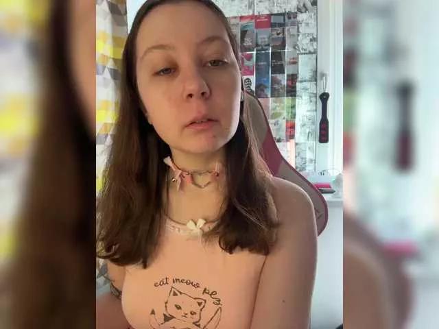 Freechat henby-streams on BongaCams