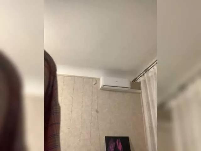 Freechat hi-bounty on BongaCams