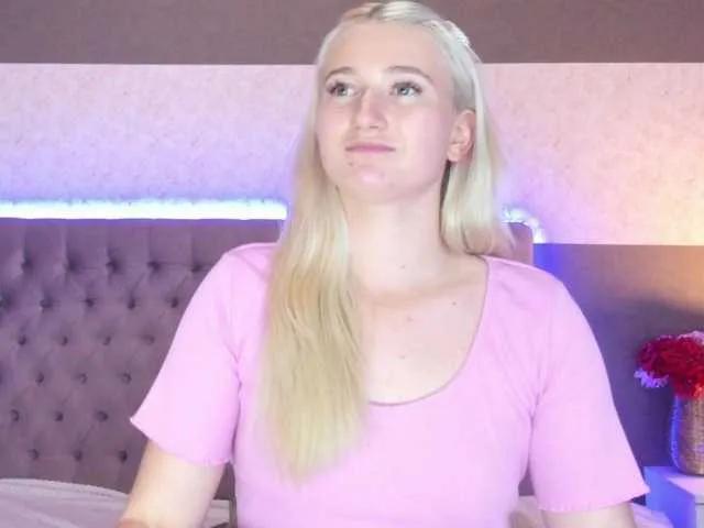 HollyTaillor on BongaCams