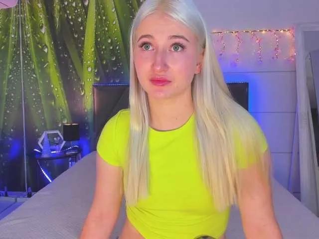 HollyTaillor on BongaCams