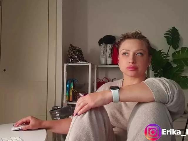 Freechat HomePussy1 on BongaCams