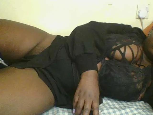 Freechat Horny-vyxen on BongaCams