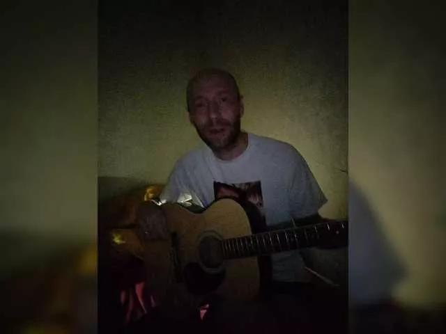 Innokentiy449 on BongaCams