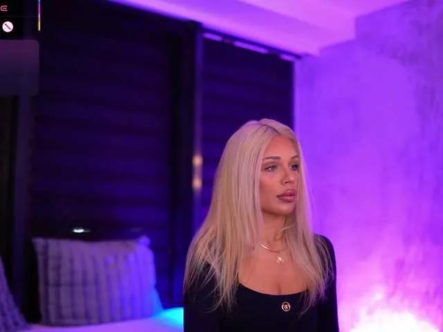 Freechat IvyRowa on BongaCams