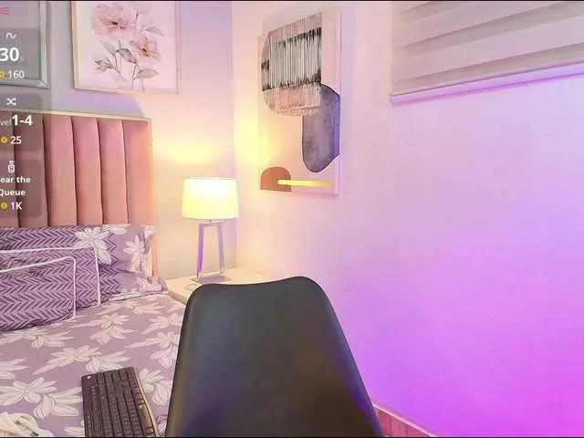 jasmineross on BongaCams