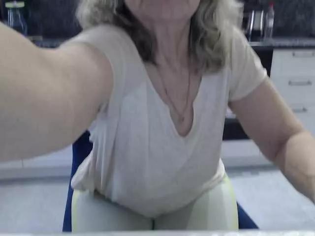 Freechat jkotenok on BongaCams