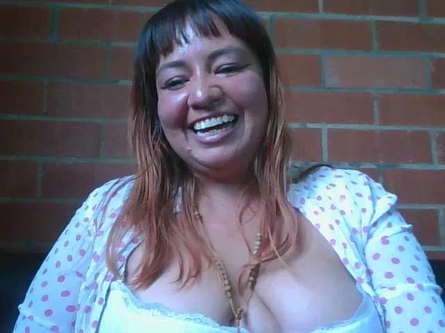 Freechat jones-scarlet on BongaCams