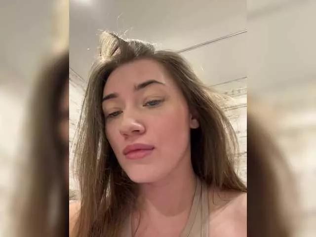 juicy-peachh on BongaCams