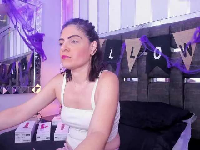 Kate-Roose on BongaCams