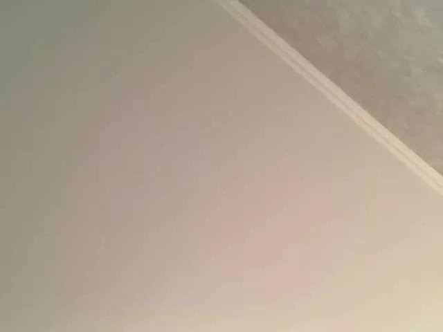 Freechat kisssssesmee on BongaCams