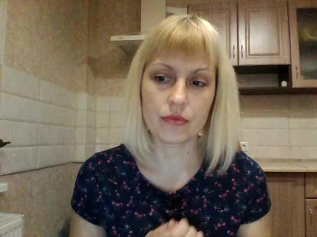 krisss2016 on BongaCams