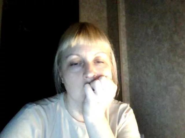 krisss2016 on BongaCams